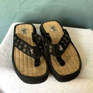 Vintage black bamboo Flojos.